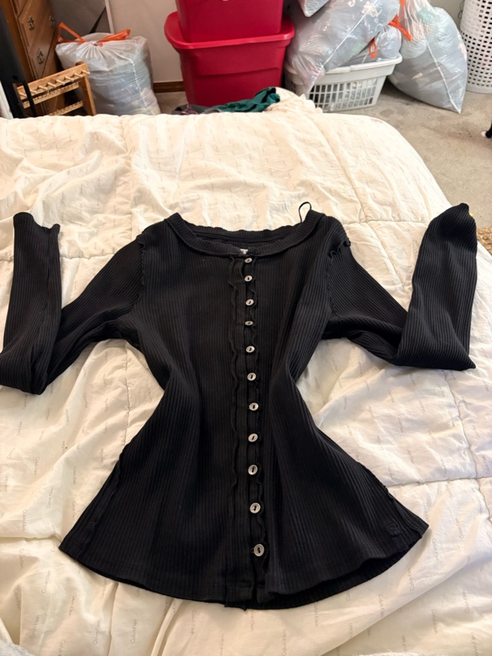 Black Ribbed Button-Front Long Sleeve Top